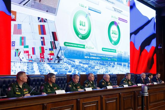 Брифинг Минобороны РФ для иностранных военных атташе в Москве