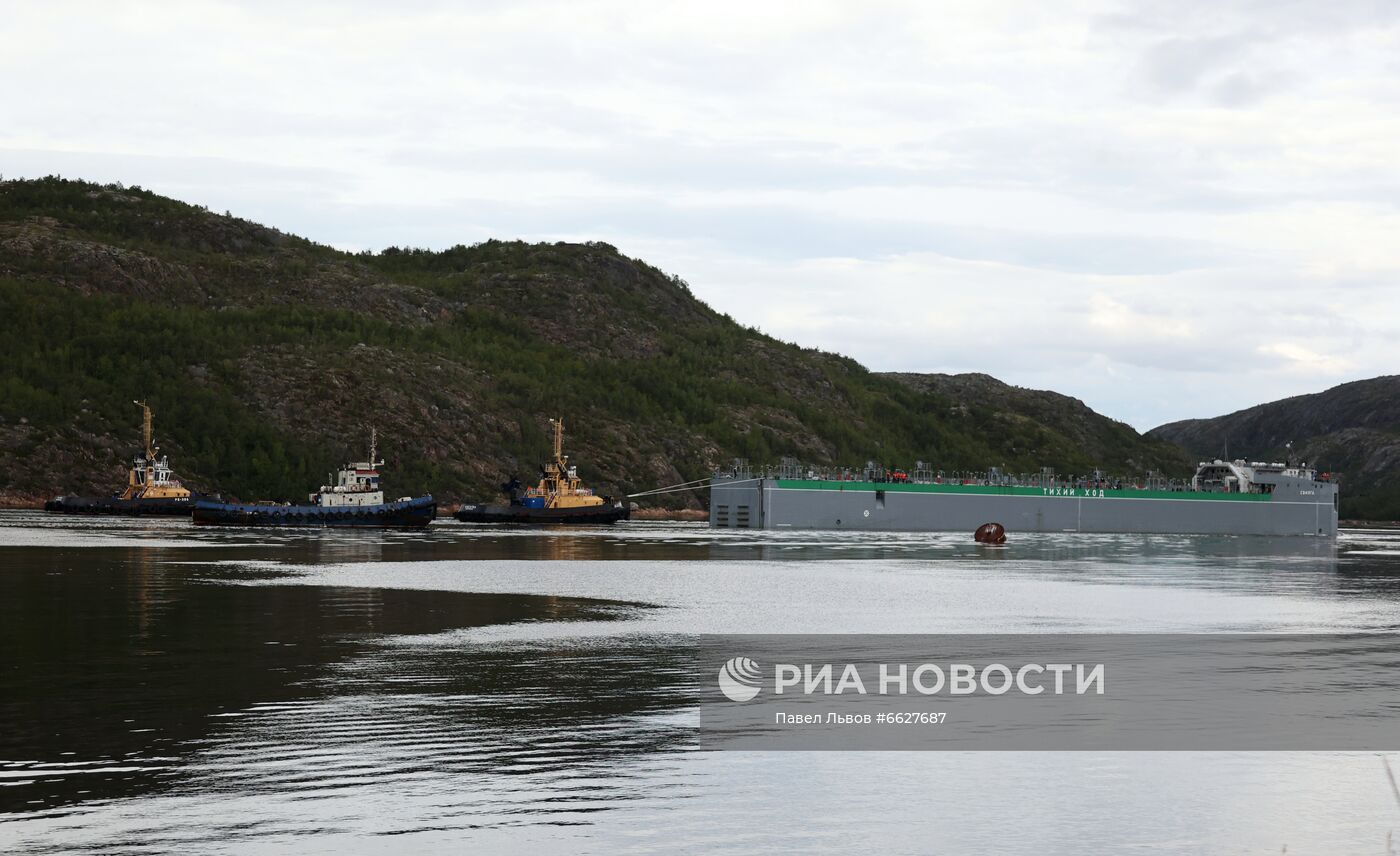 Транспортировка атомной подводной лодки К-3 в Кронштадт