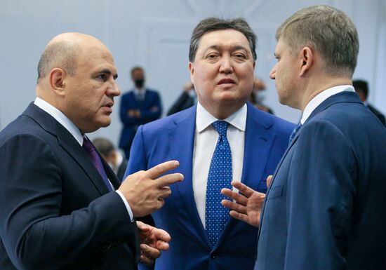 Премьер-министр РФ М. Мишустин принимает участие в заседании Евразийского межправительственного совета