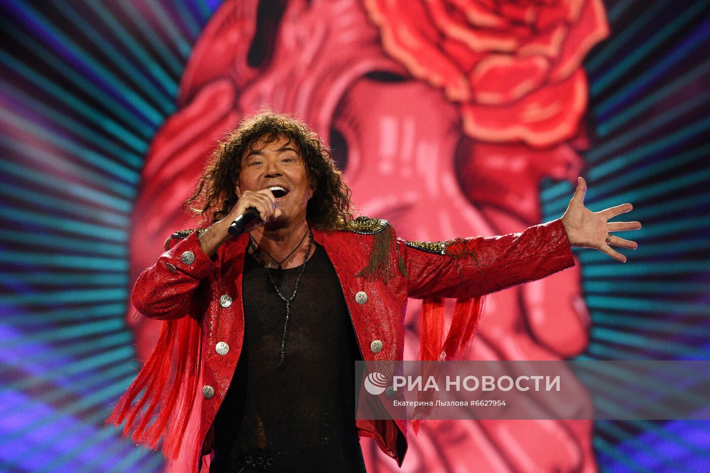 Открытие музыкального конкурса "Новая волна" в Сочи