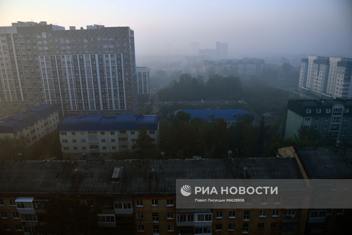 Смог от лесных пожаров в Екатеринбурге