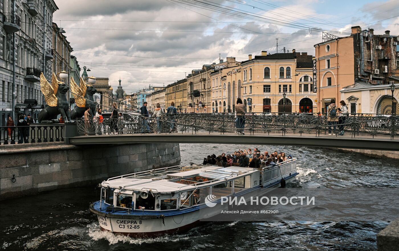 Пасмурная погода в Санкт-Петербурге