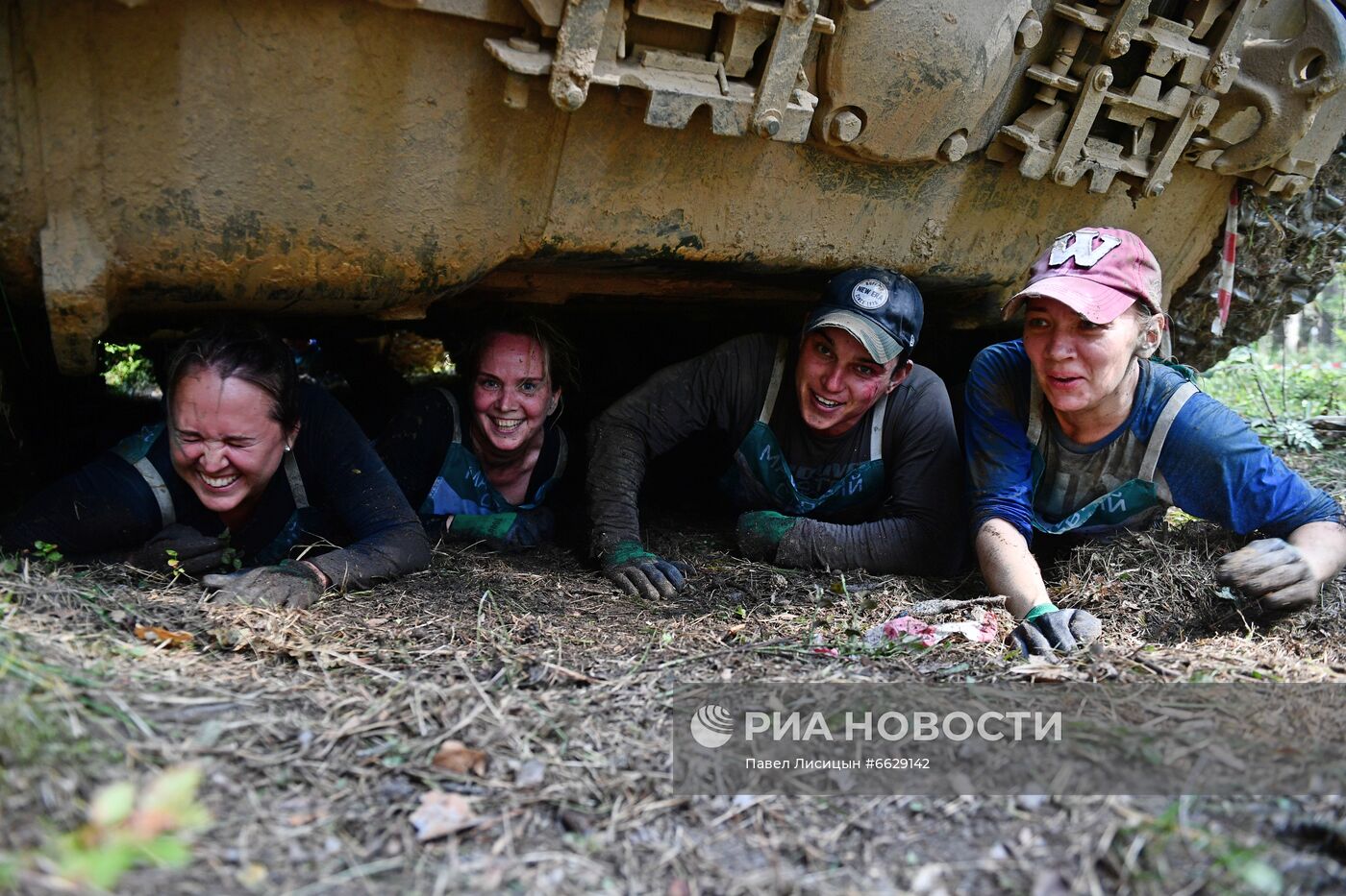 Военно-спортивная игра "Гонка героев" в Екатеринбурге