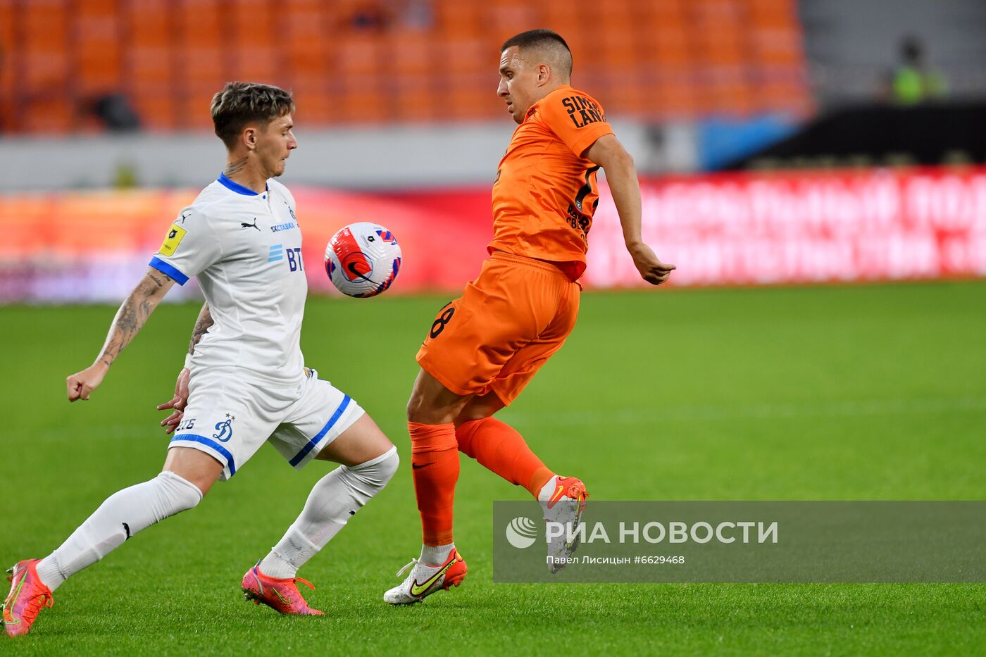 Футбол. РПЛ. Матч "Урал" - "Динамо"