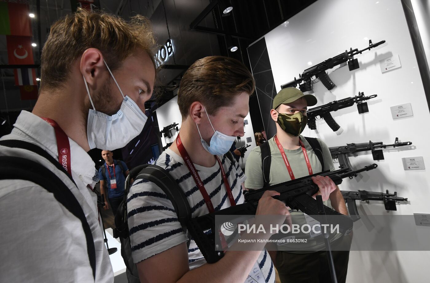 Международный форум "АРМИЯ-2021". "Танковый биатлон"