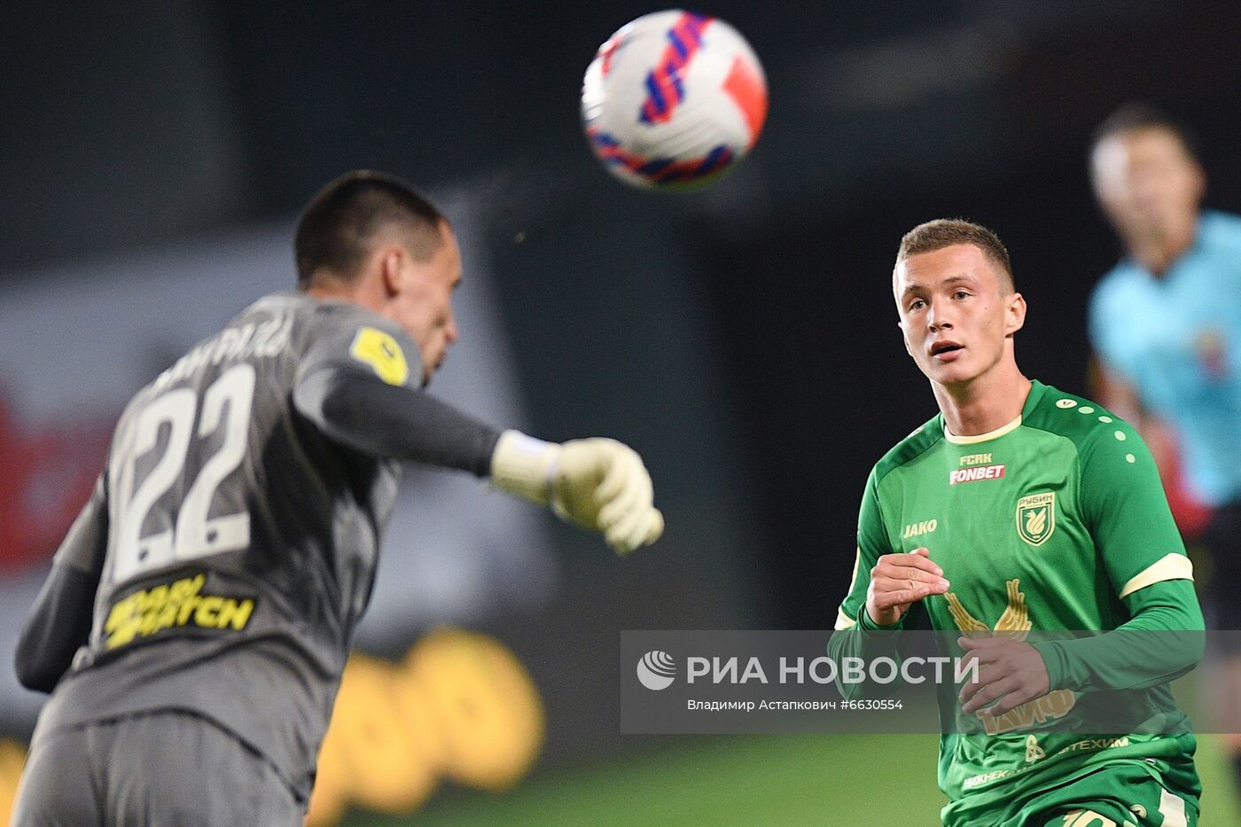 Футбол. РПЛ. Матч "Химки" - "Рубин"