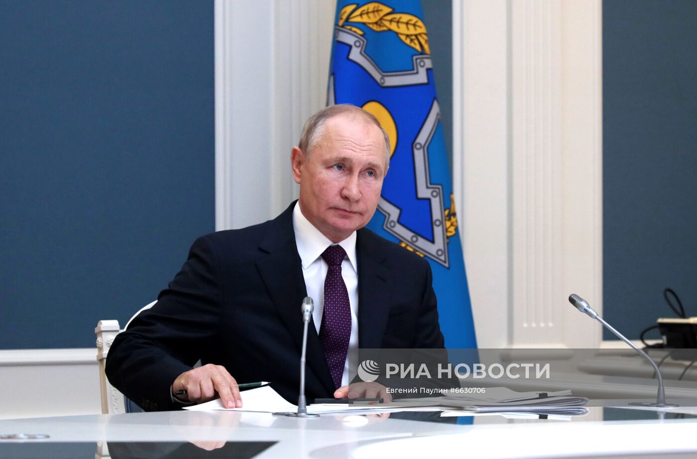 Президент РФ В. Путин принял участие во внеочередной сессии Совета коллективной безопасности ОДКБ