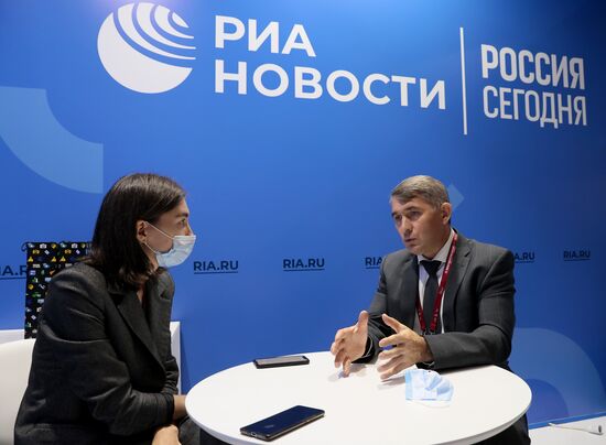 Форум "Армия-2021". Стенд