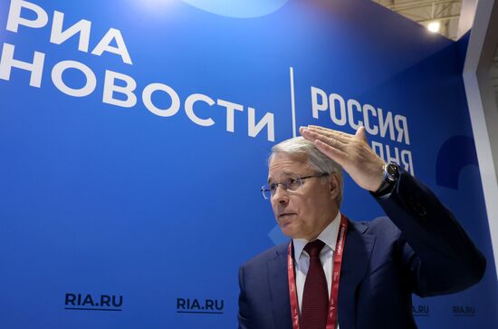 Форум "Армия-2021". Стенд