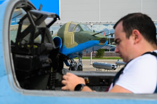 Открытие международного военно-технического форума "Армия-2021"