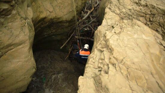 Сход селевого потока в Карадахской теснине в Дагестане