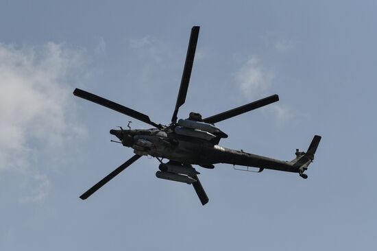 Генеральная репетиция военно-технического форума "Армия-2021" в Севастополе