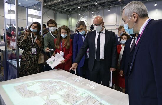 Международный форум "Технопром-2021" в Новосибирске