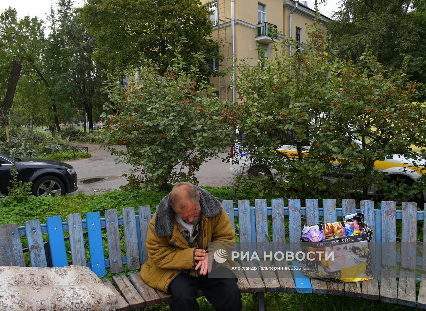 Работа благотворительного проекта "Социальный Патруль" в Санкт-Петербурге