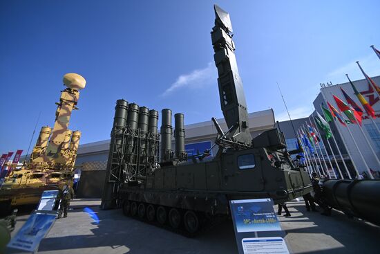 Международный военно-технический форум "Армия-2021"