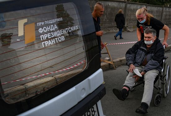 Работа благотворительного проекта "Социальный Патруль" в Санкт-Петербурге