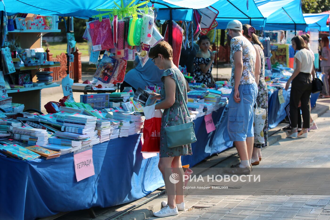 Подготовка к началу учебного года в Донецке