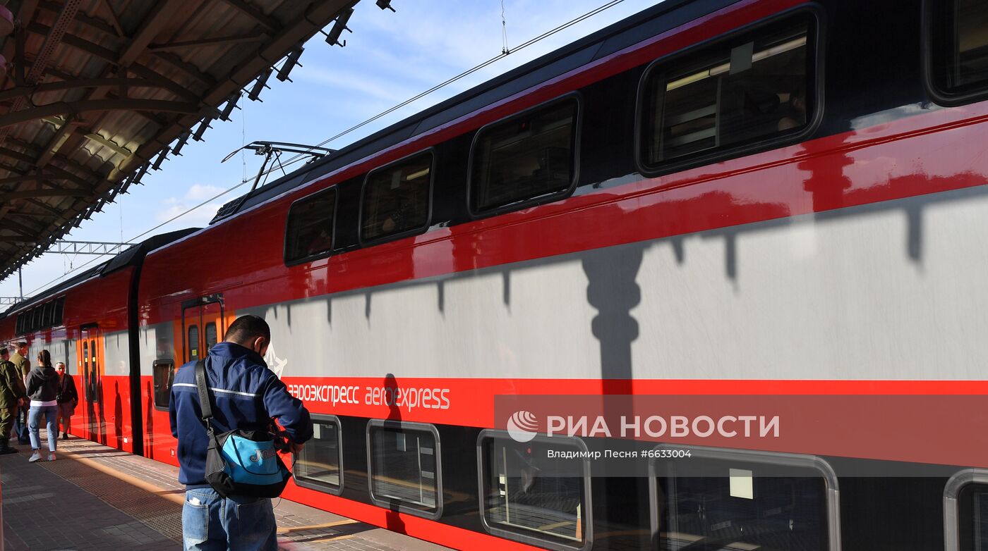 Двухэтажный поезд "Штадлер" запустили на МЦК в тестовом режиме