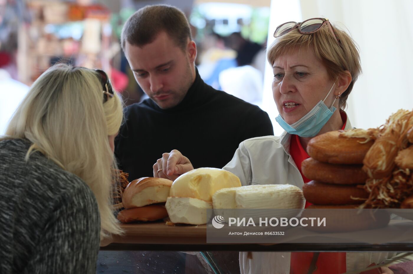 Гастрономический фестиваль "Сыр! Пир! Мир!"