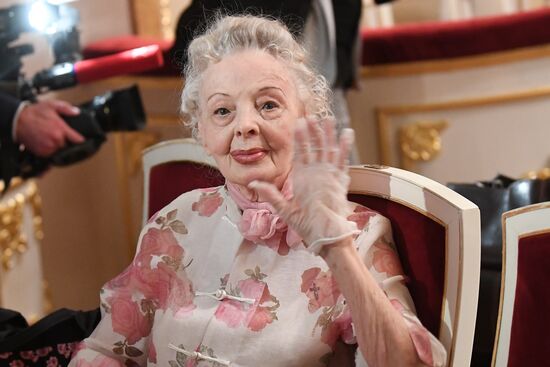 Сбор труппы Малого театра