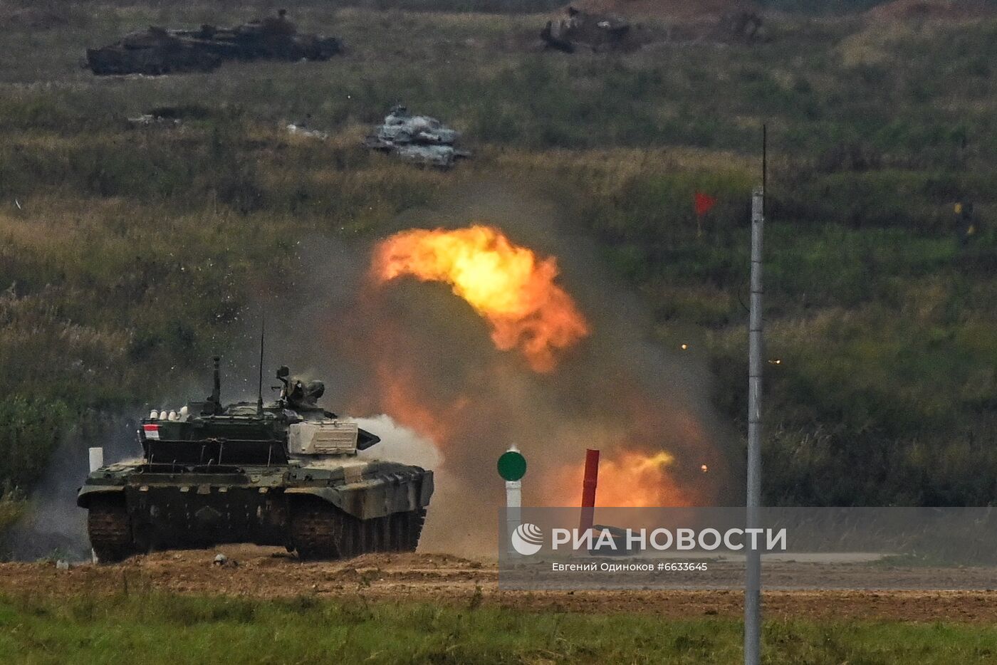 Форум "Армия-2021". Танковый биатлон