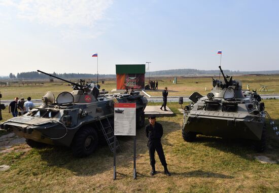 Открытие военно-технического форума "Армия-2021" в Екатеринбурге