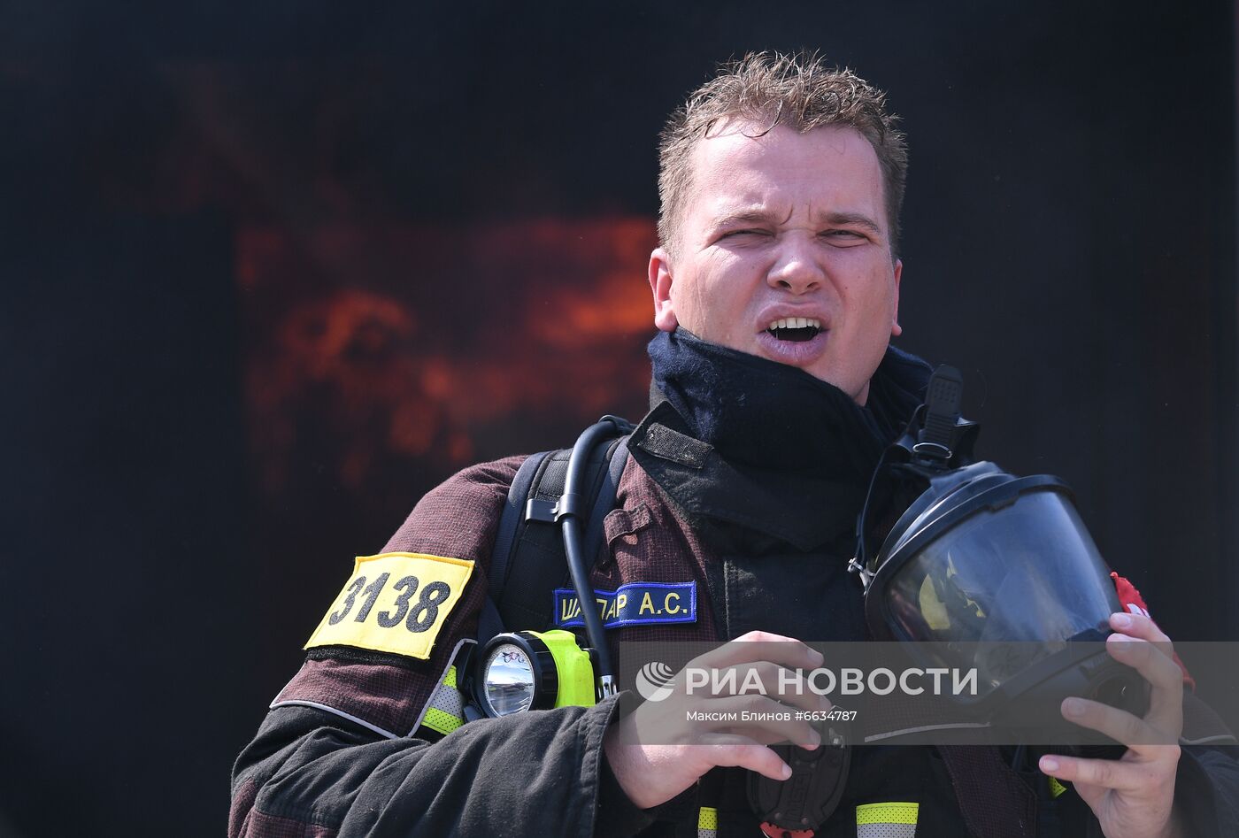 Тренировка пожарных и спасателей на новом комплексе полигона "Апаринки" ГОЧСиПБ