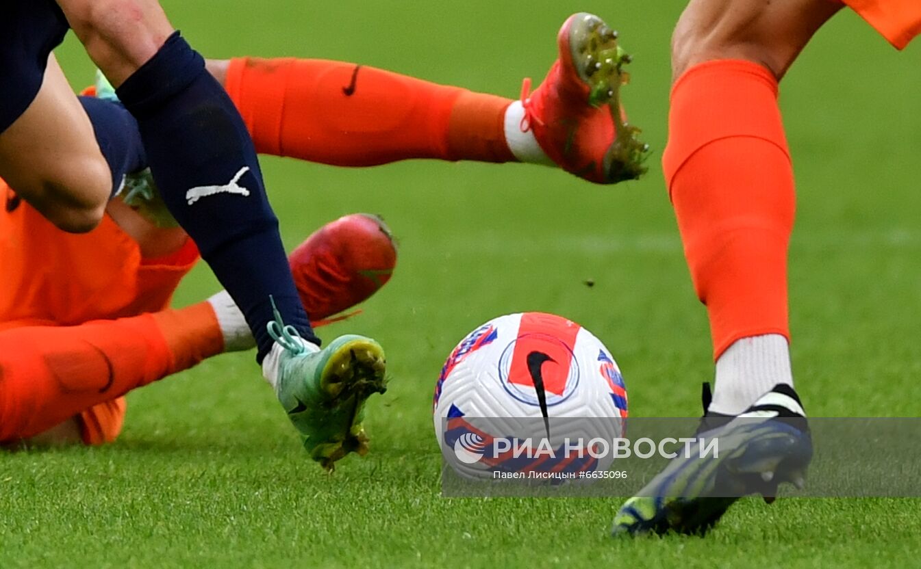 Футбол. РПЛ. Матч "Урал" - "Ростов"