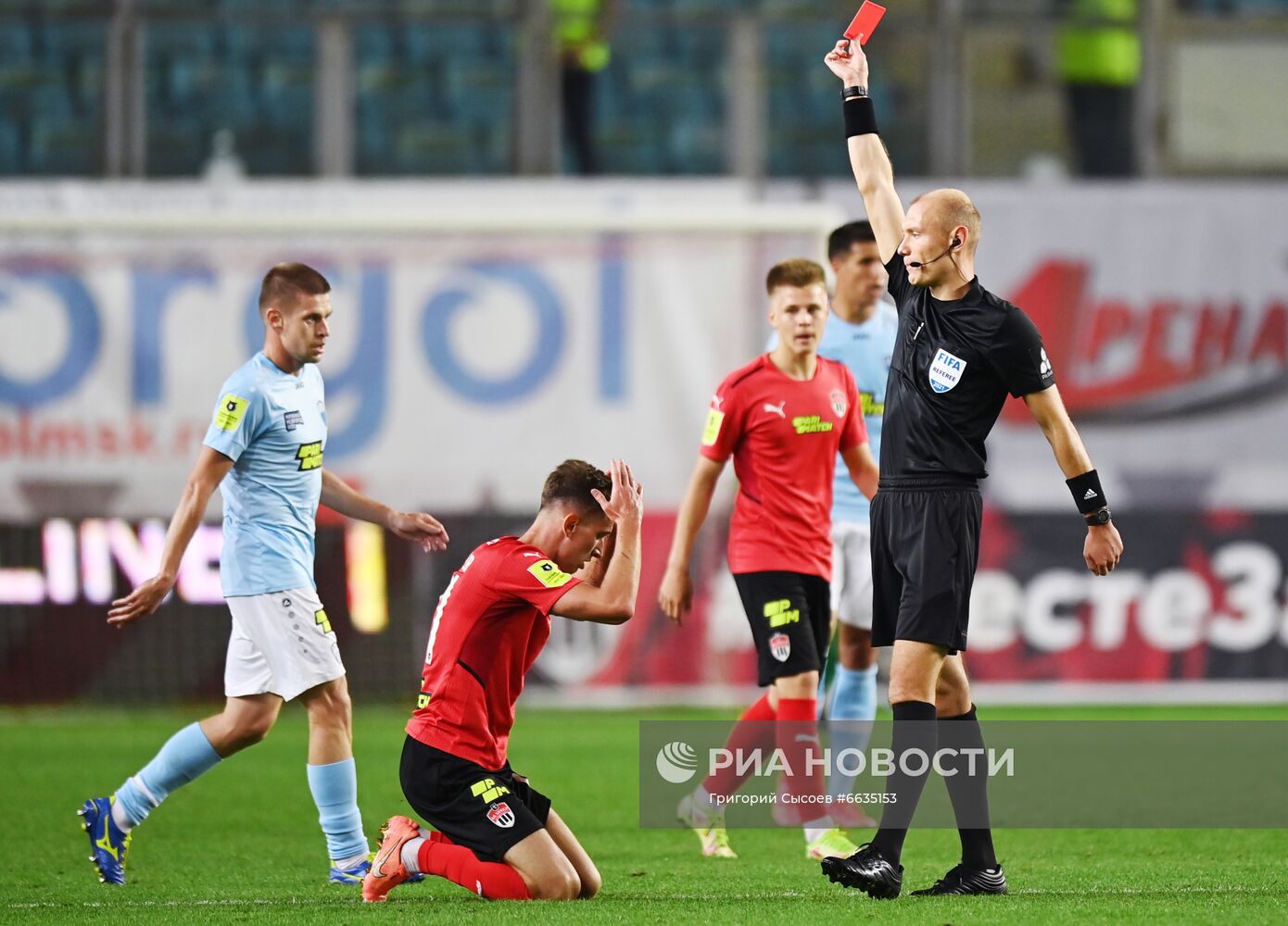 Футбол. РПЛ. Матч "Химки" - "Нижний Новгород"