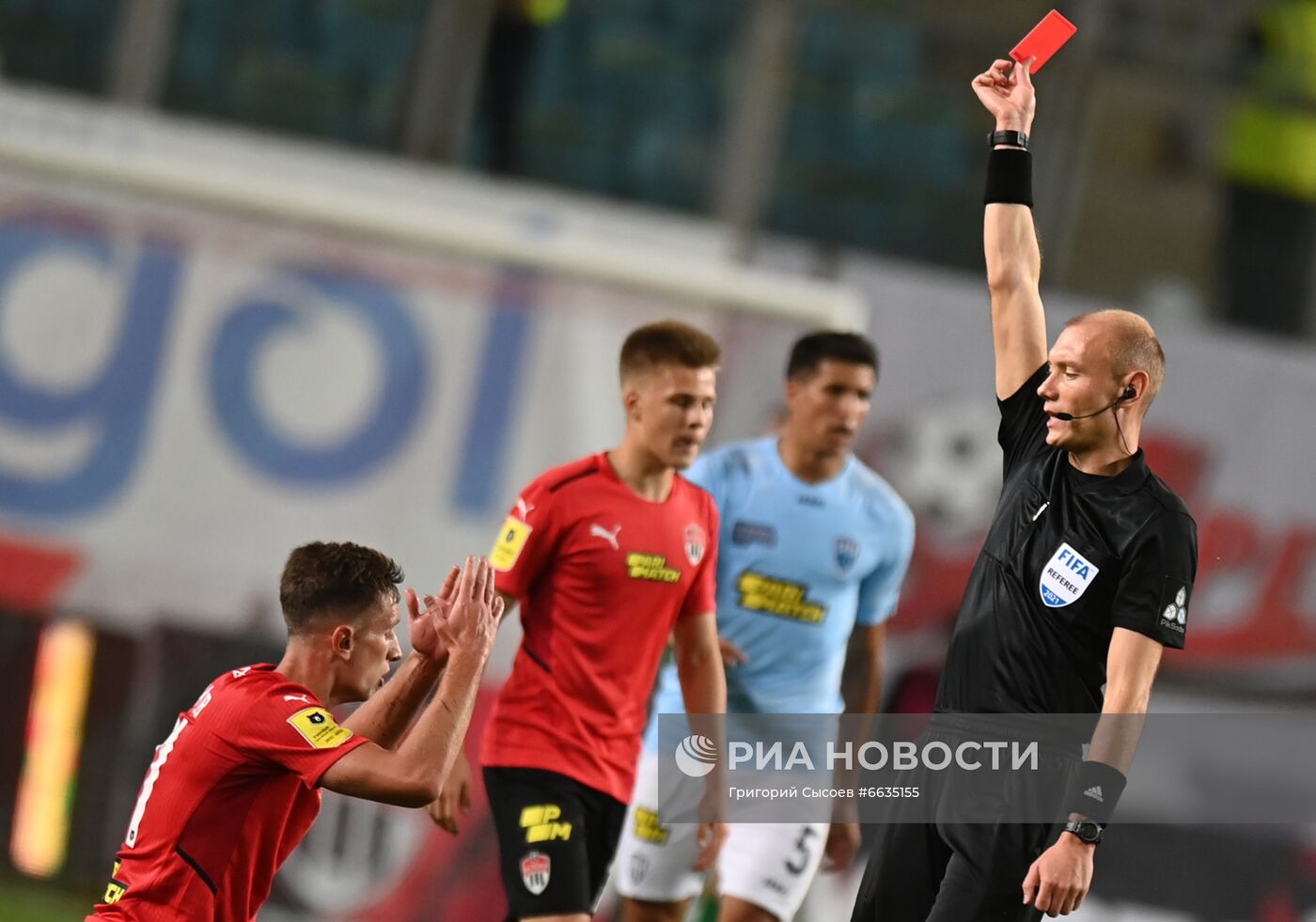 Футбол. РПЛ. Матч "Химки" - "Нижний Новгород"