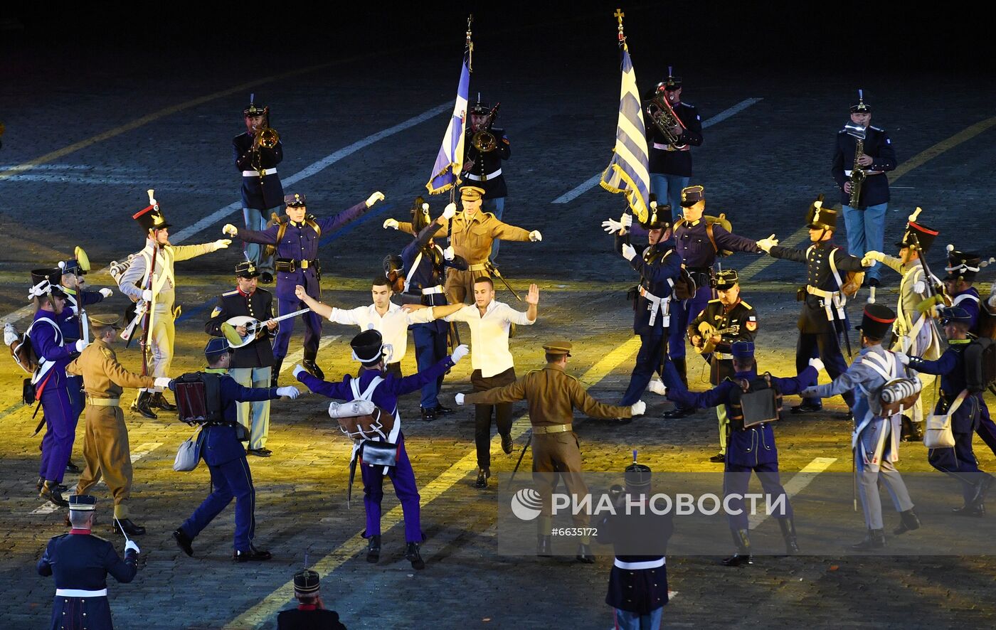 Церемония открытия XIV Международного военно-музыкального фестиваля "Спасская башня"  2021