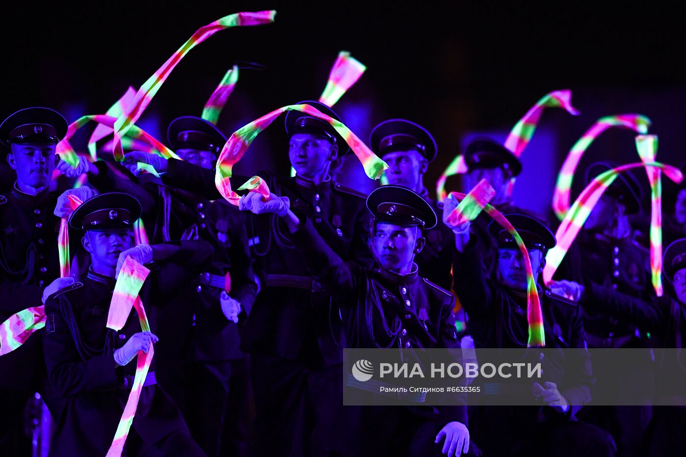 Церемония открытия XIV Международного военно-музыкального фестиваля "Спасская башня"  2021