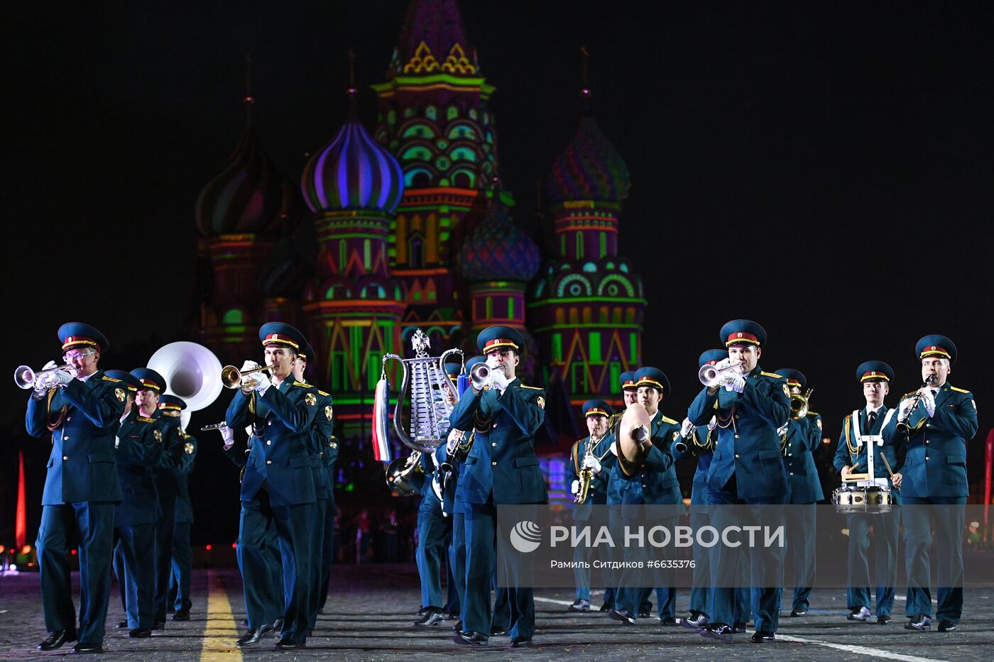 Церемония открытия XIV Международного военно-музыкального фестиваля "Спасская башня"  2021