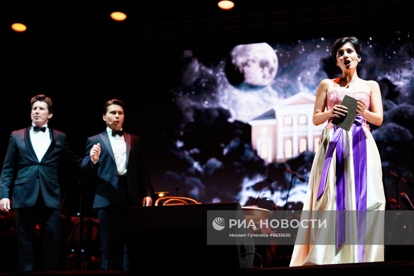 Музыкальный фестиваль "Территория мира - территория музыки" в Калининграде