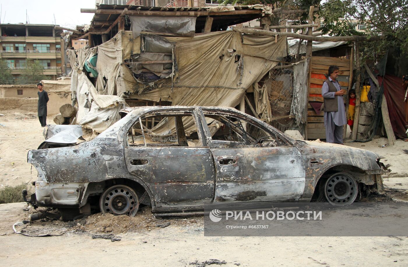 Последствия ракетного обстрела в Кабуле