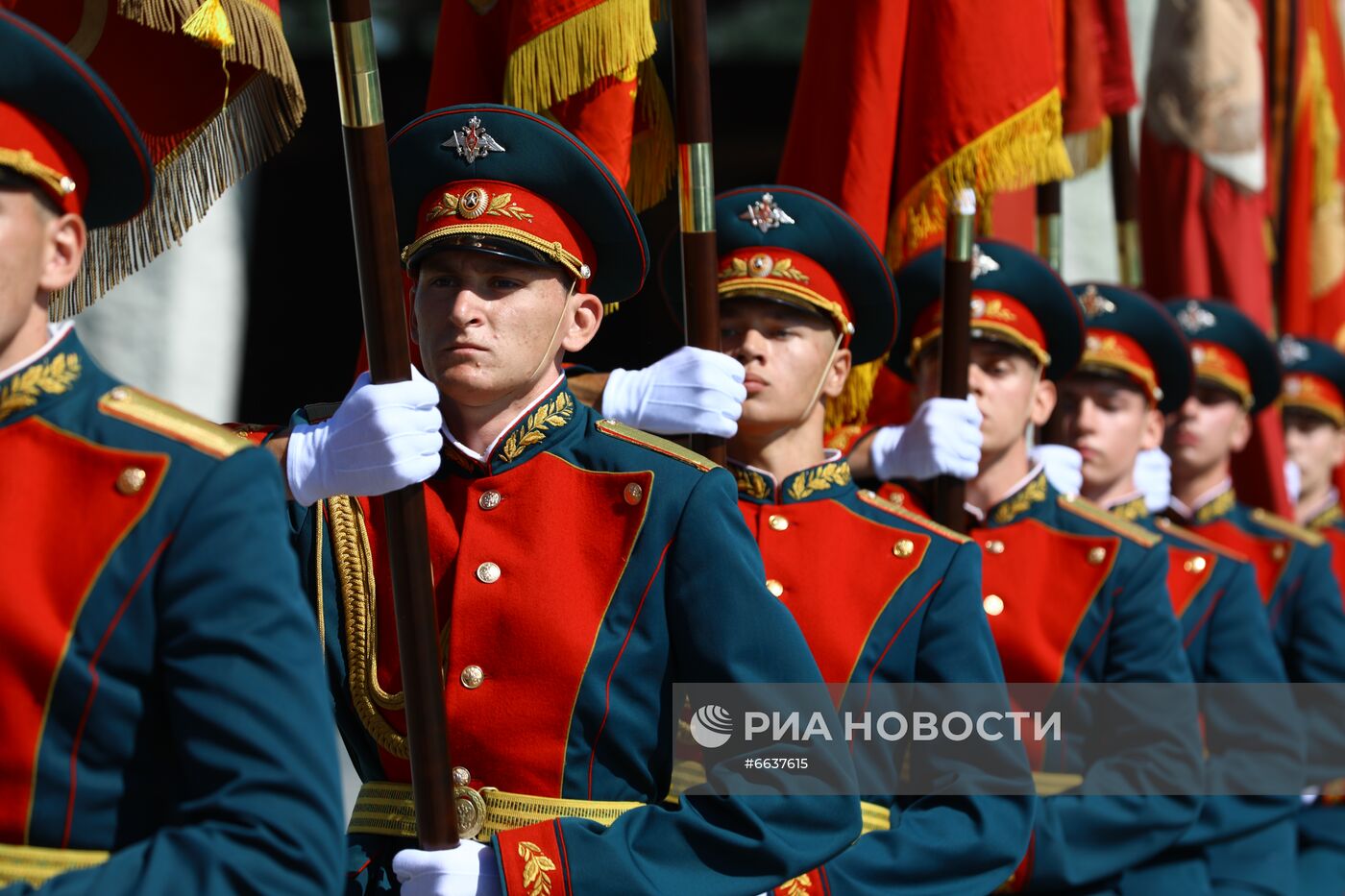 Рабочая поездка главы МИД РФ С. Лаврова в Волгоград