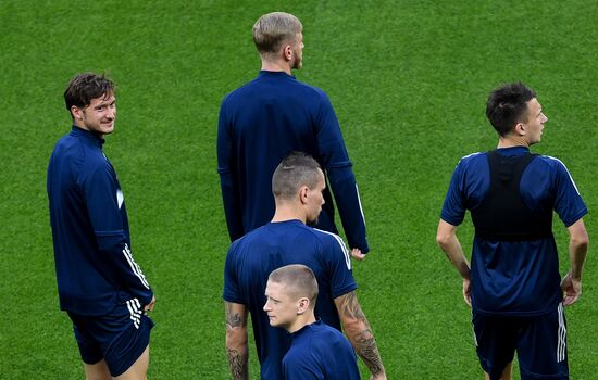 Футбол. Тренировка сборной России