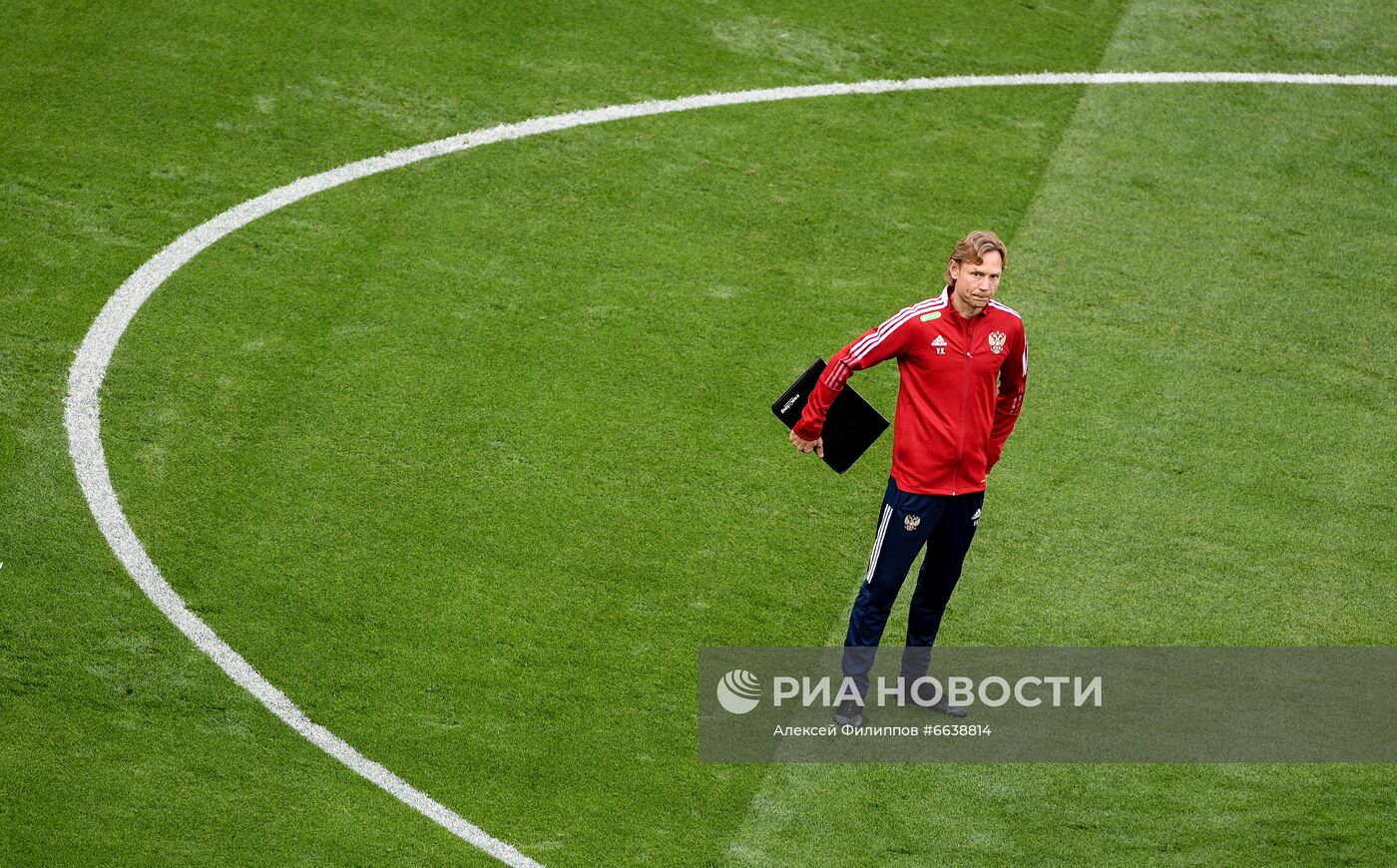 Футбол. Тренировка сборной России