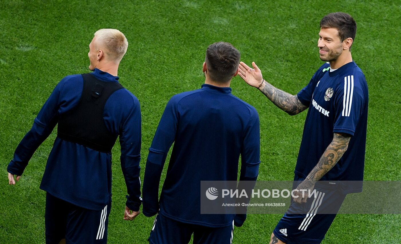 Футбол. Тренировка сборной России