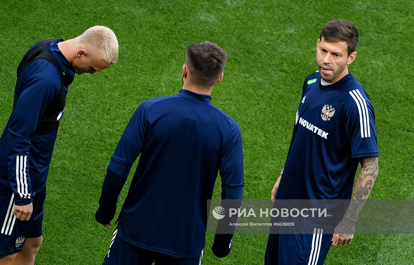 Футбол. Тренировка сборной России