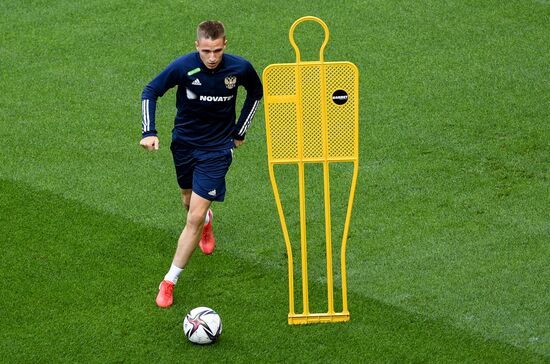 Футбол. Тренировка сборной России