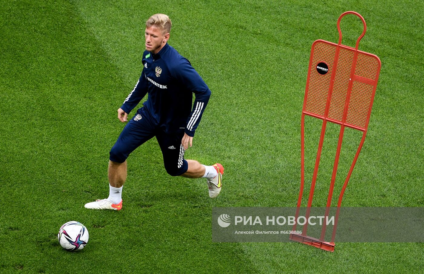 Футбол. Тренировка сборной России