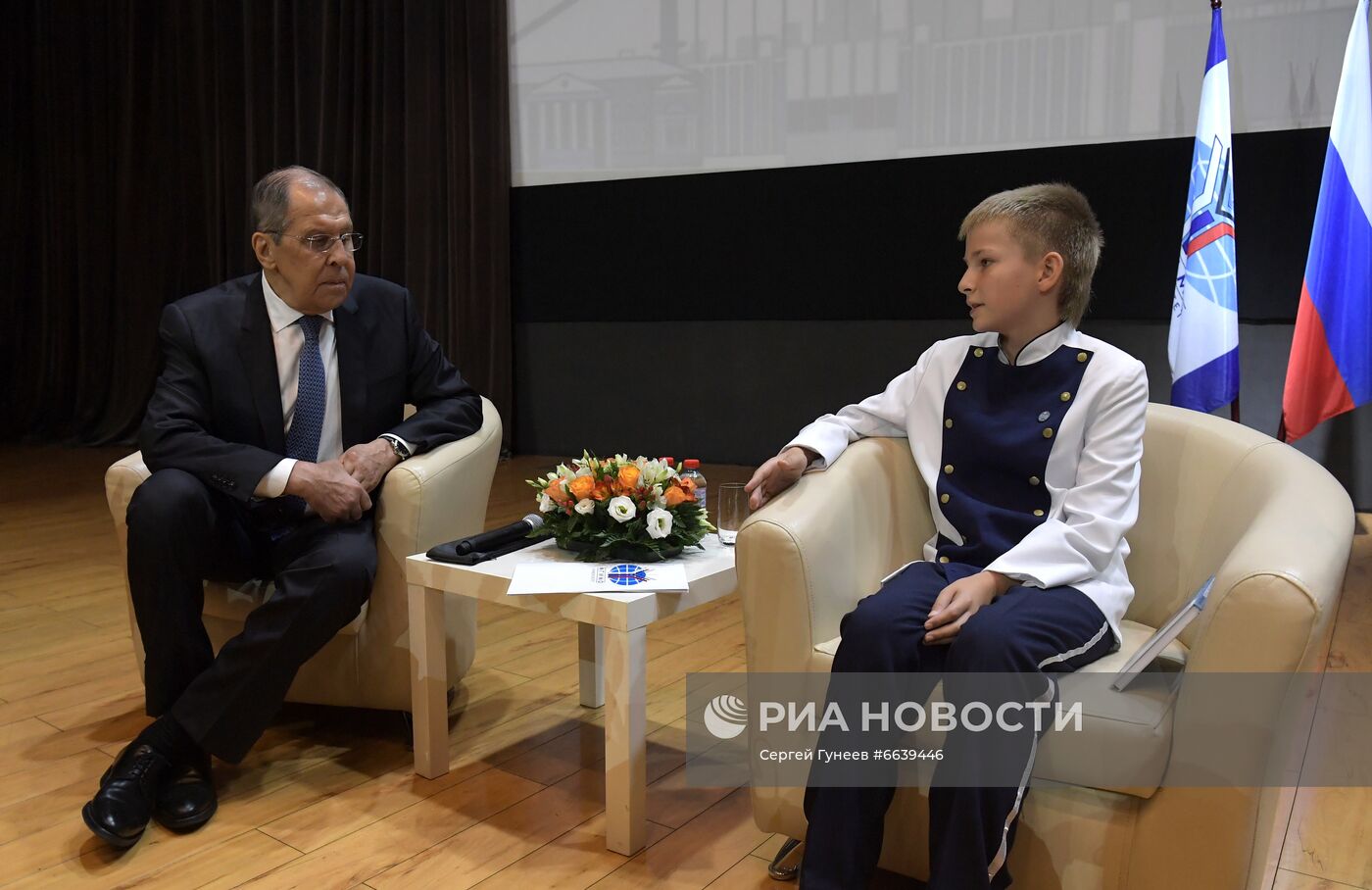 Выступление главы МИД РФ С. Лаврова в МГИМО