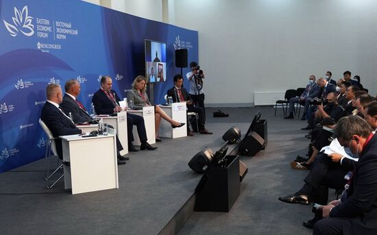 ВЭФ-2021. Деловая программа