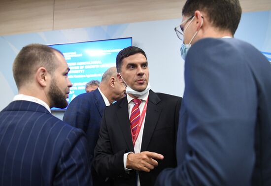 ВЭФ-2021. Деловая программа