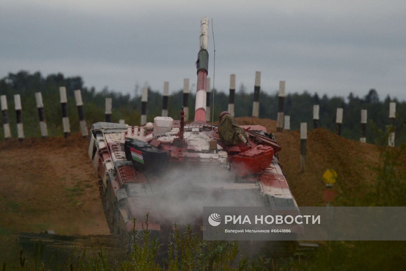 Форум "Армия-2021". Танковый биатлон. Финал 