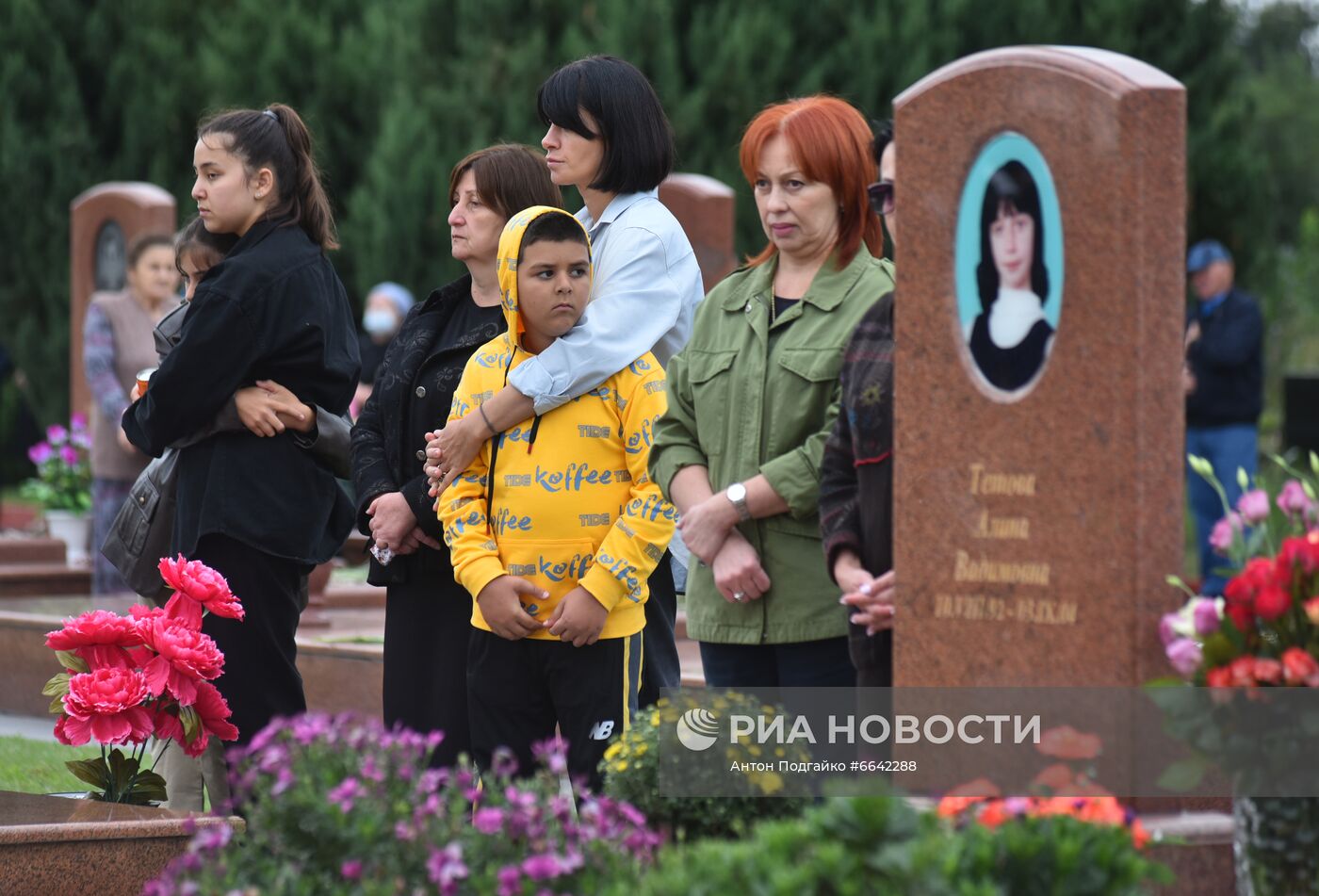 День траура по погибшим в школе №1 в Беслане