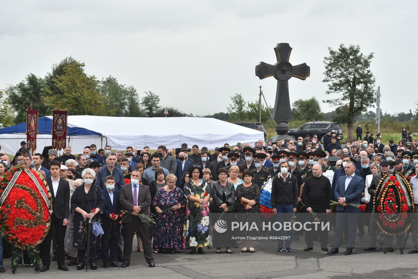 День траура по погибшим в школе №1 в Беслане