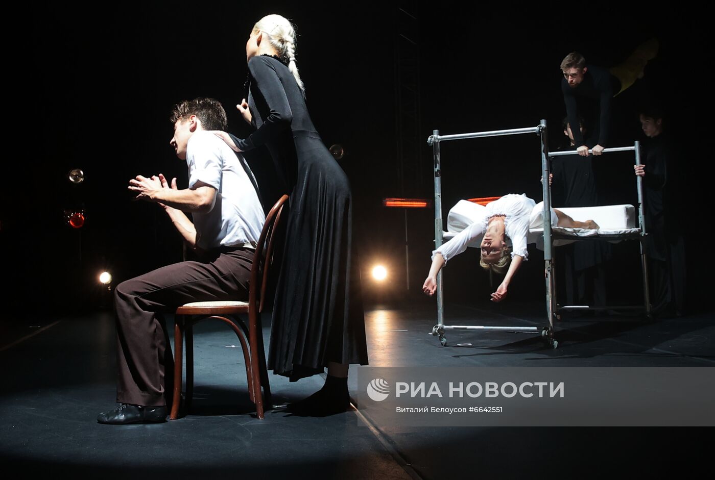 Открытие Международного театрального фестиваля "Толстой"