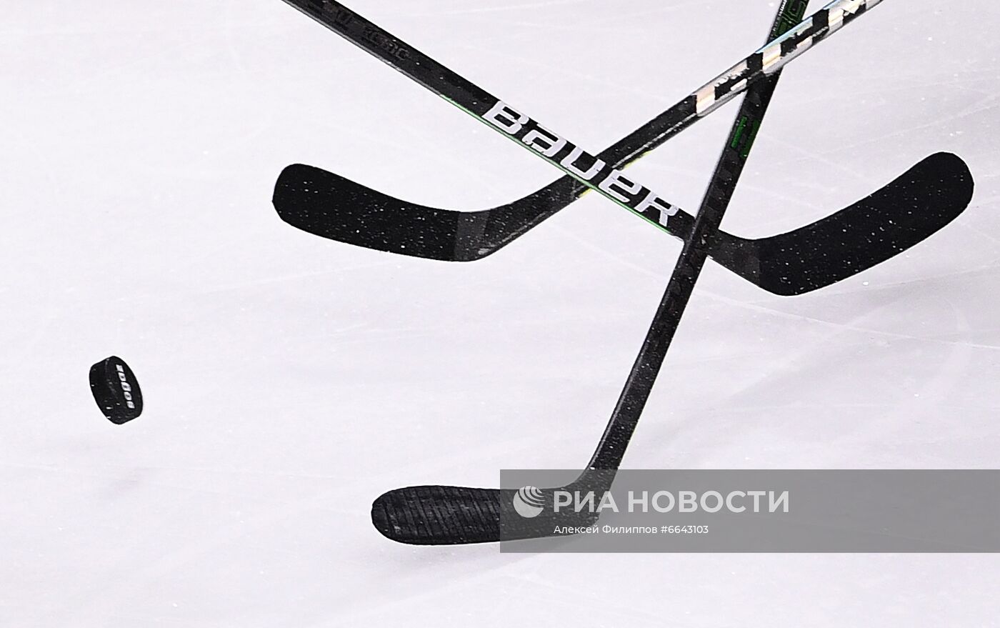 Хоккей. КХЛ. Матч "Авангард" - "Адмирал"